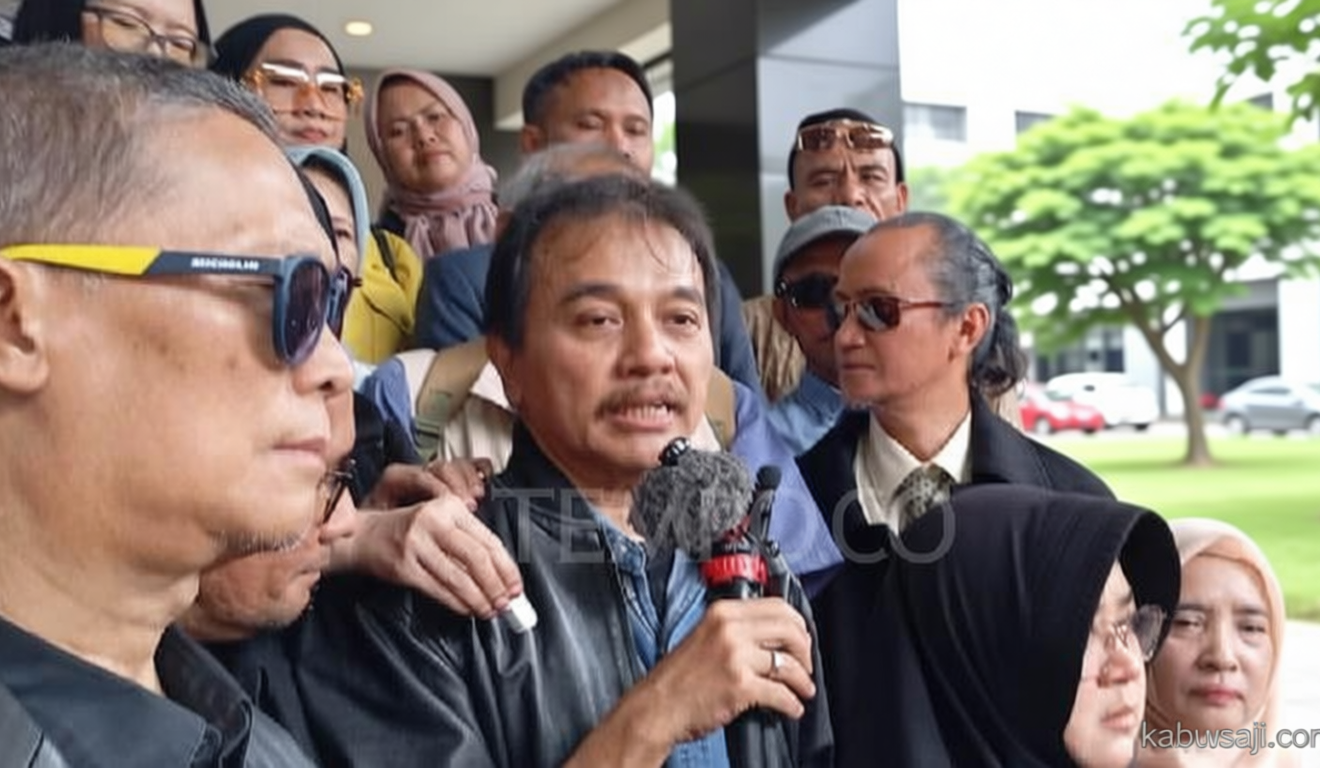 Roy Suryo Ditangkap Tanpa Surat Perintah Penangkapan