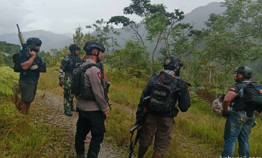 Indonesian Police Arrest TPNPB-OPM Member Over Marine Corps Vehicle Shooting Case