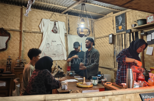 What Happened During: Bagaimana Kafe Mistis di Bekasi Menarik Pengunjung