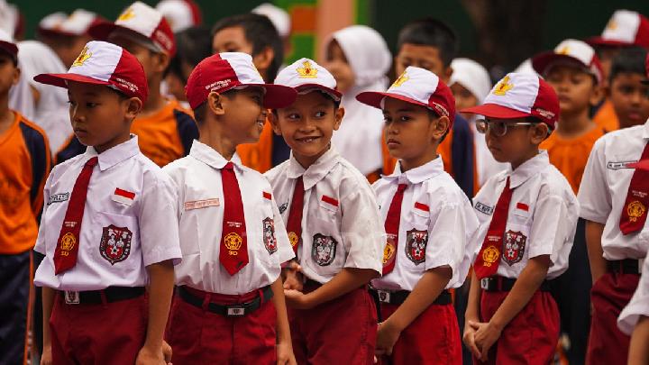 Latest Program: ASN Diizinkan Antar Anak di Hari Pertama Sekolah
