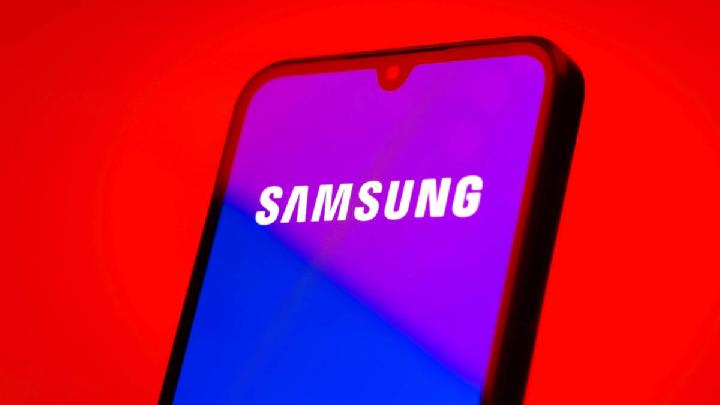 Key Strategy: Samsung Klarifikasi Minta Data Kesehatan untuk Latih AI