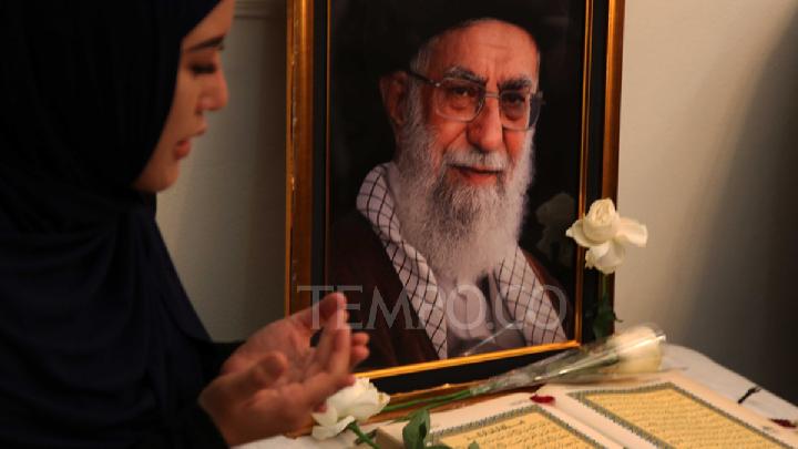 Ali Khamenei Laid to Rest at Imam Reza Mausoleum in Mashhad