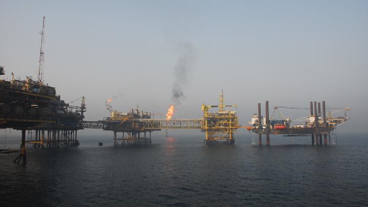 Iran’s Oil Supply Threat Extends Beyond Strait of Hormuz