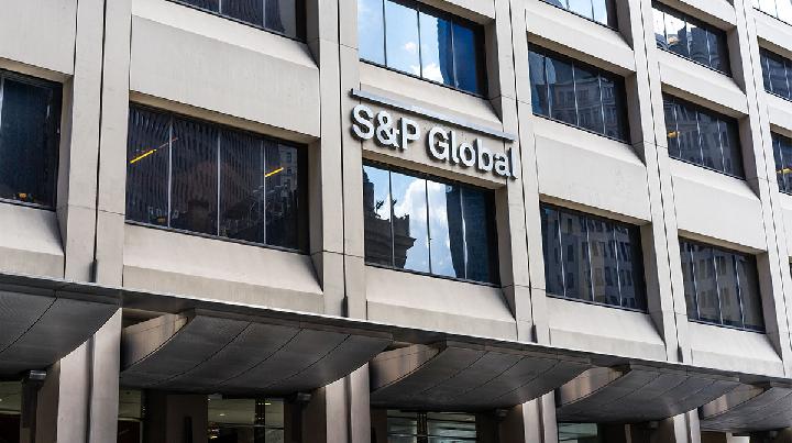 S&P Keeps Indonesia’s Debt Outlook Stable: What Drove the Rating?