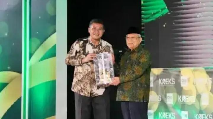 Latest Program: Pemprov Jabar Raih Juara Umum Anugerah Adinata Syariah 2026