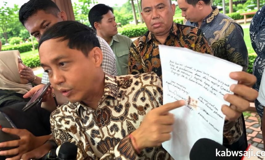 KPK Mulls Probing Forestry Minister Raja Juli in Kuansing Bribery Case
